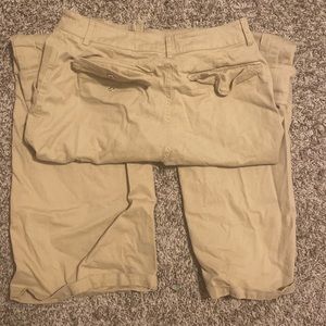 Beige cargo shorts